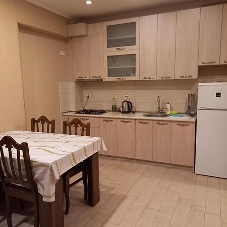 Grigol'S Apartament Tbilisi Exterior photo